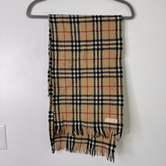 Burberry Classic Vintage Check wool Scarf - Picture 1 of 4